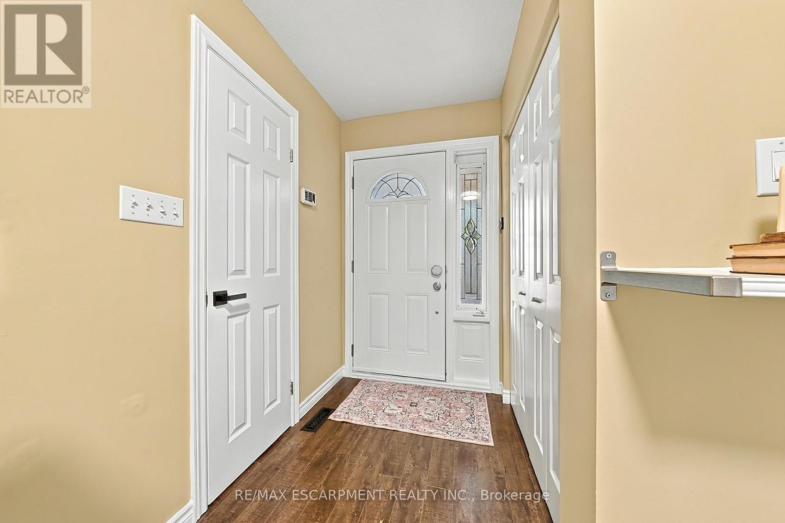 3453 Hannibal Road, Burlington, Ontario  L7M 1Z5 - Photo 5 - W13847008