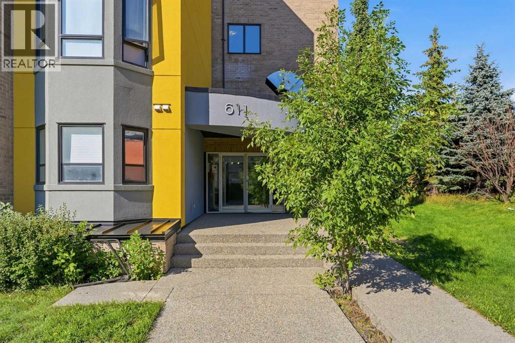 203, 611 Edmonton Trail NE