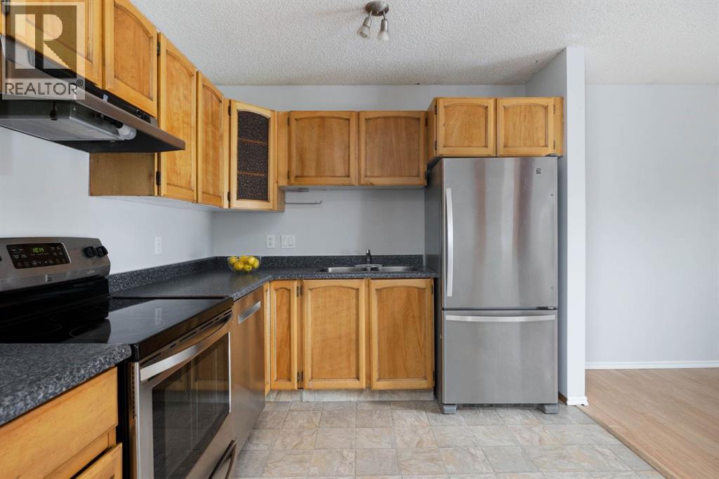 122 Bird Crescent