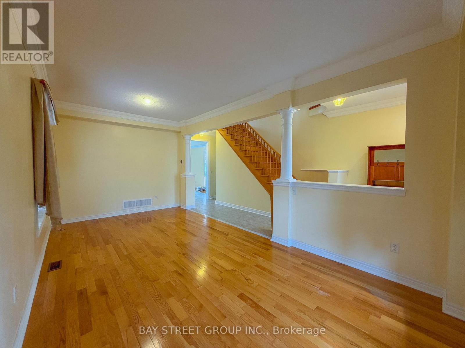 30 Emery Hill Boulevard, Markham, Ontario  L6C 2W7 - Photo 3 - N13848920