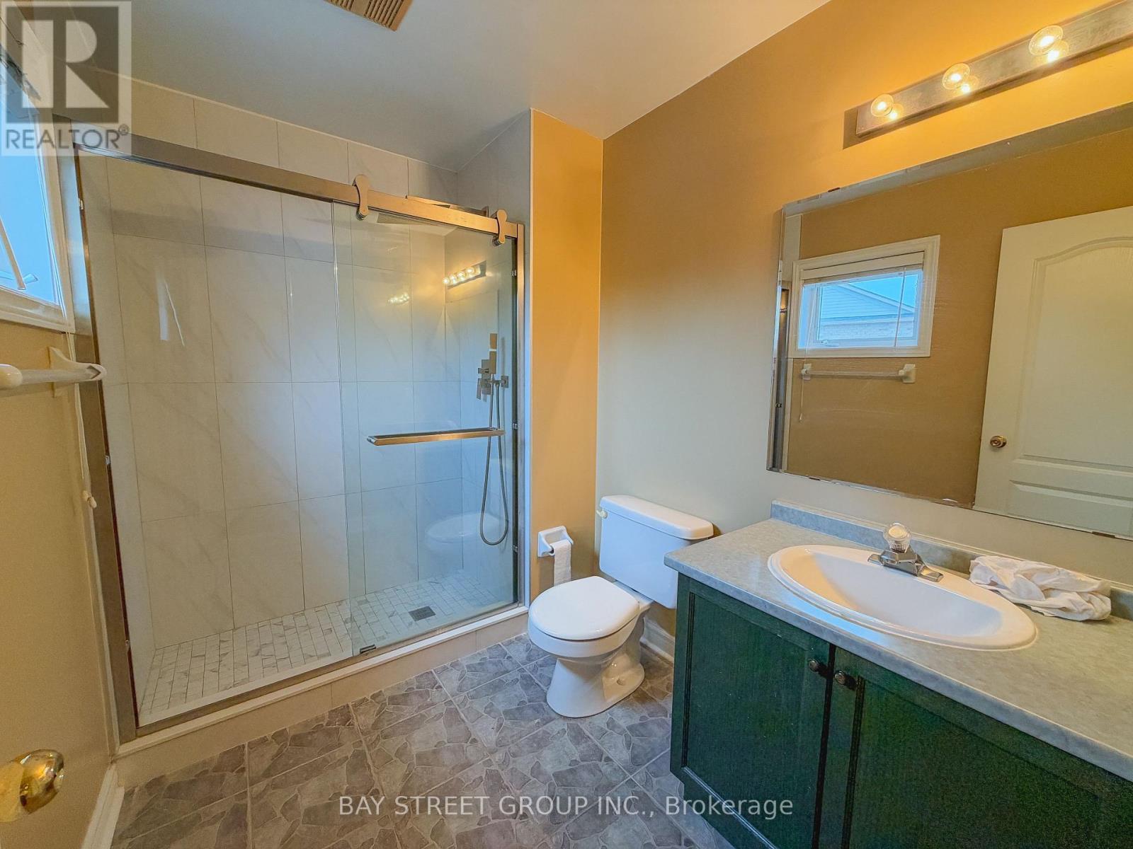 30 Emery Hill Boulevard, Markham, Ontario  L6C 2W7 - Photo 11 - N13848920
