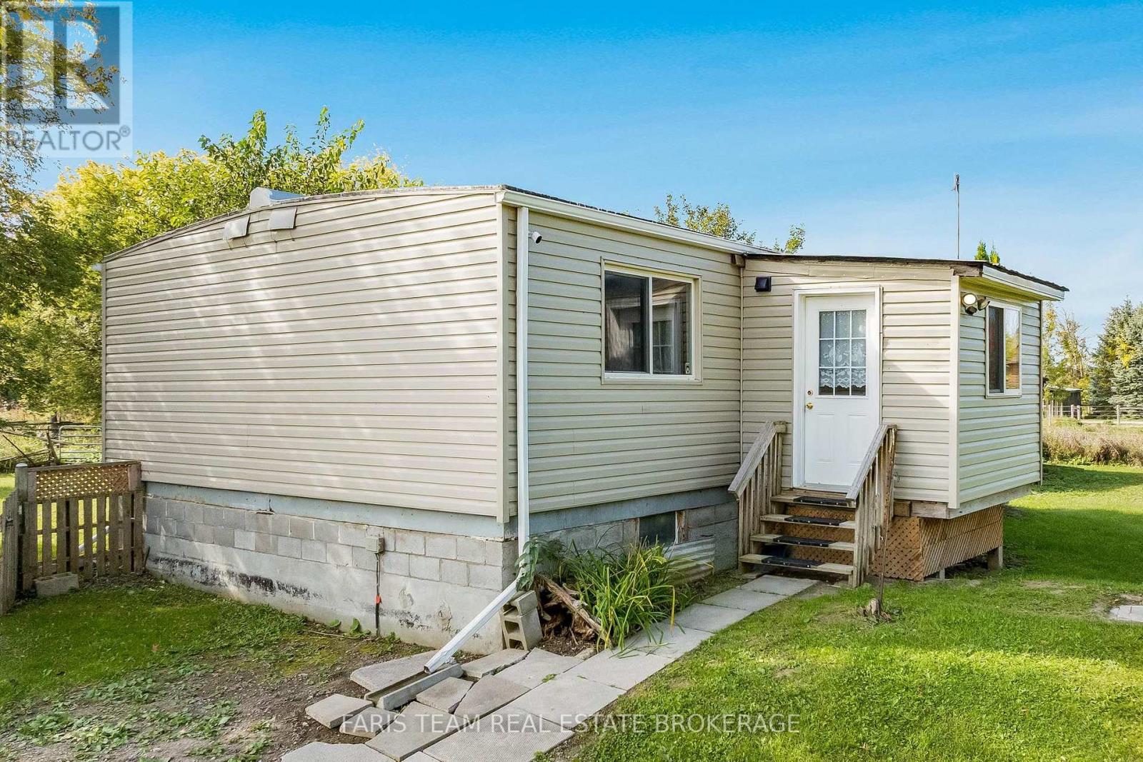 4617 Concession Road 2 Sunnidale, Clearview, Ontario  L0M 1N0 - Photo 2 - S13847250