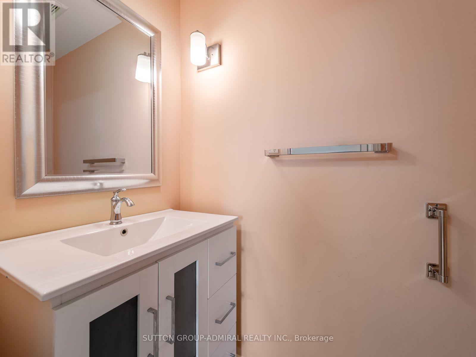 28 Harwood Drive, Barrie, Ontario  L4N 7B9 - Photo 24 - S13847916