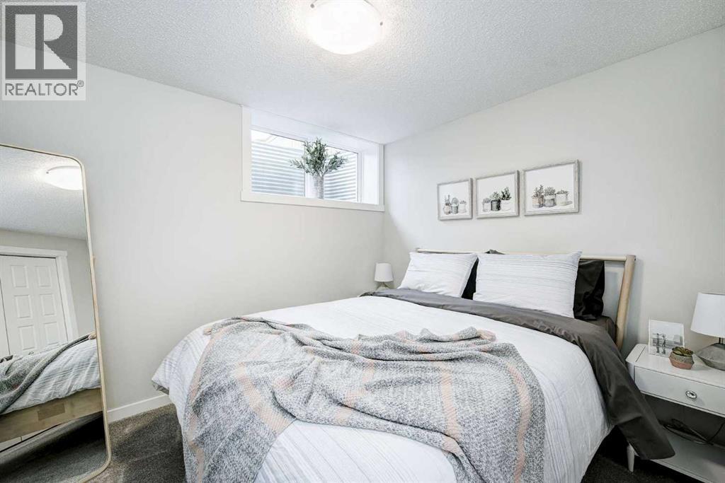 101, 260 Rowley Way NW