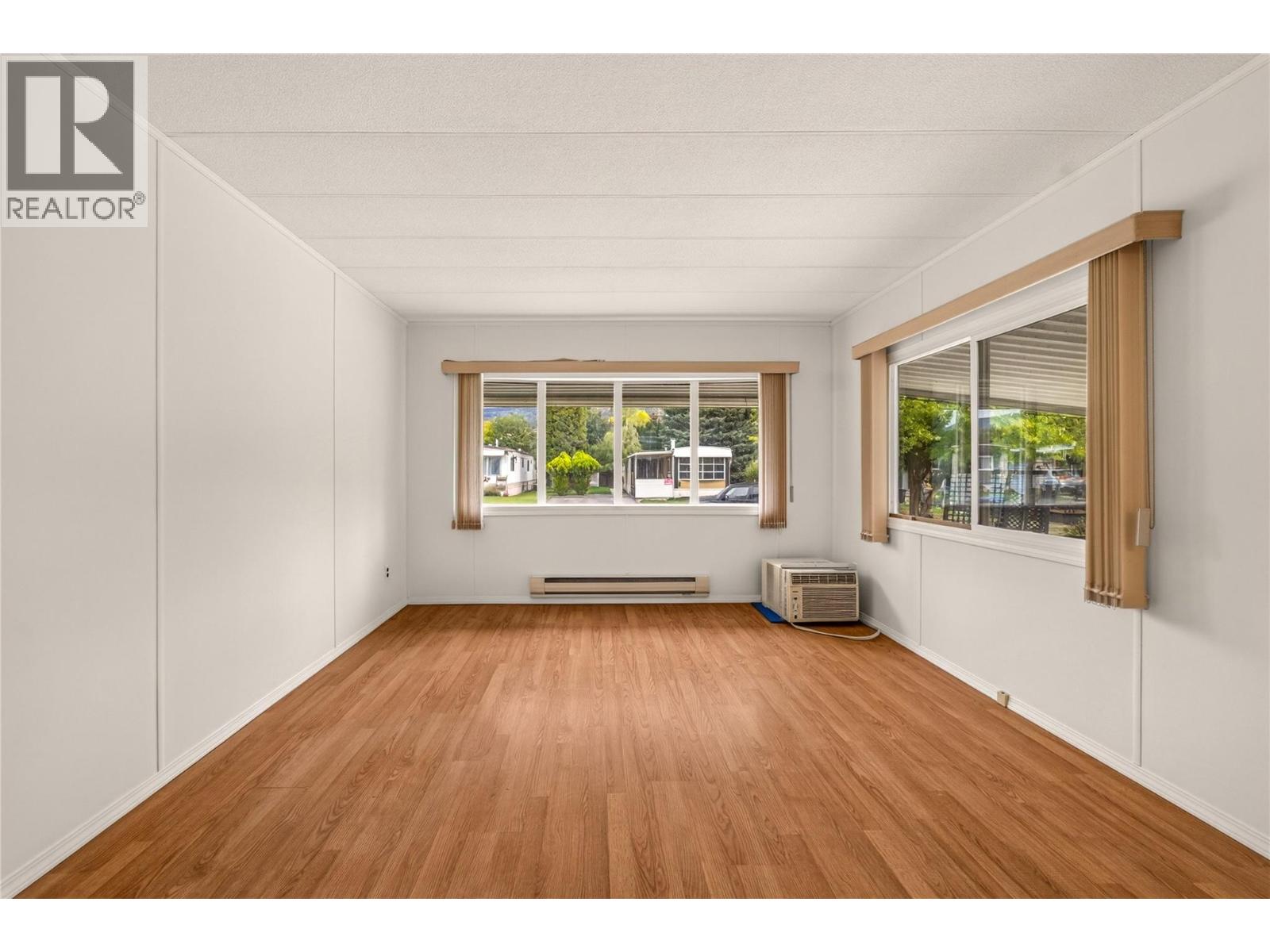 197 Dauphin Avenue Unit# 207, Penticton, British Columbia  V2A 3S3 - Photo 11 - 10401050