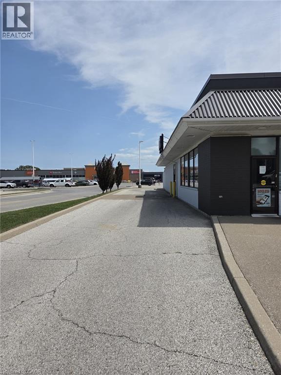 13430 Tecumseh Road E, Tecumseh, Ontario  N8N 3N7 - Photo 6 - 40852634