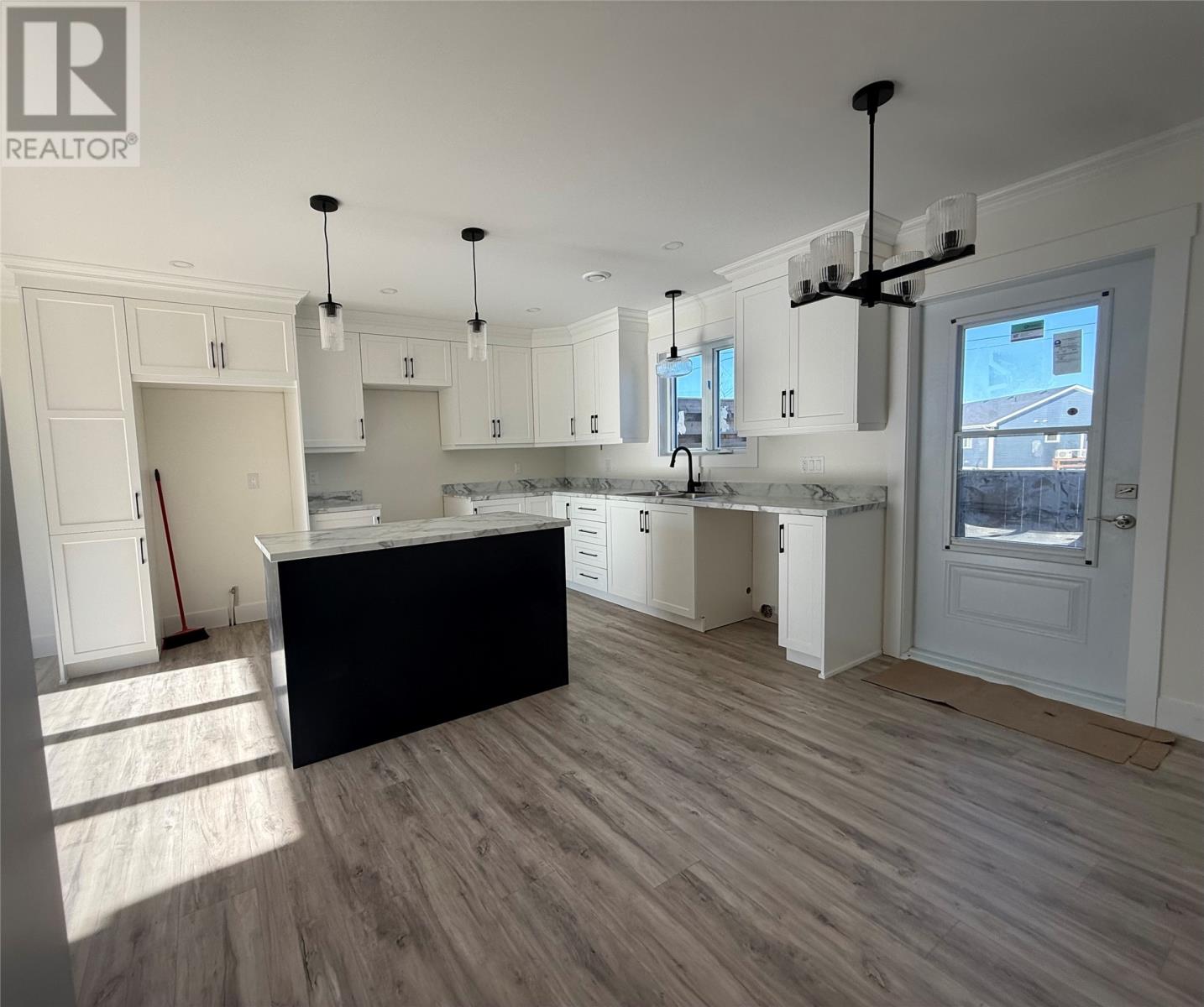 170 Penwell Avenue photo 6