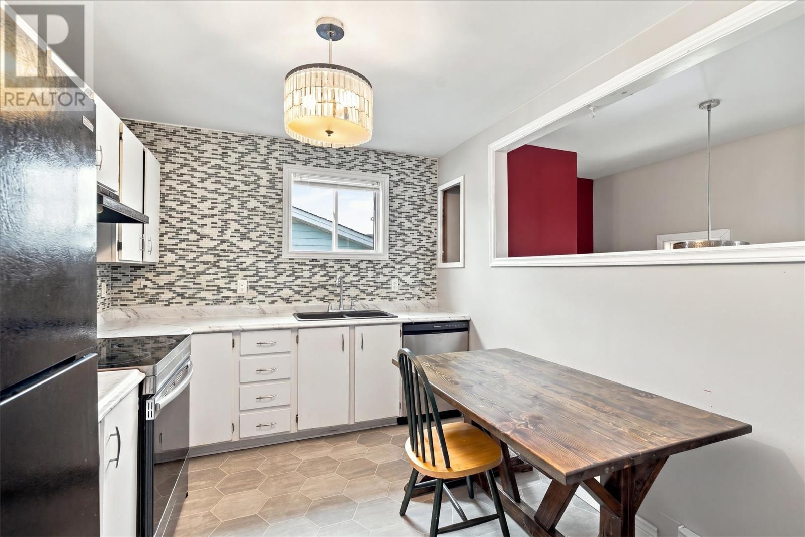 6 Simcoe Drive, Mount Pearl — photo 8
