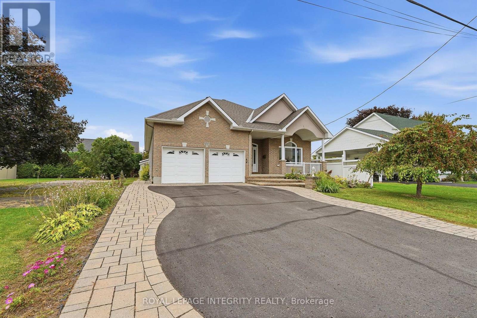 888 Hiawatha Park Road, Ottawa, Ontario  K1C 3B1 - Photo 2 - X13850546