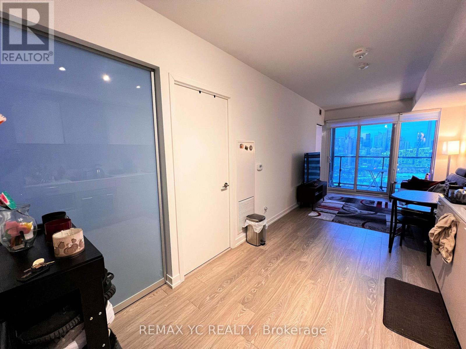 2520 - 19 Western Battery Road, Toronto, Ontario  M6K 3S4 - Photo 2 - C13850458