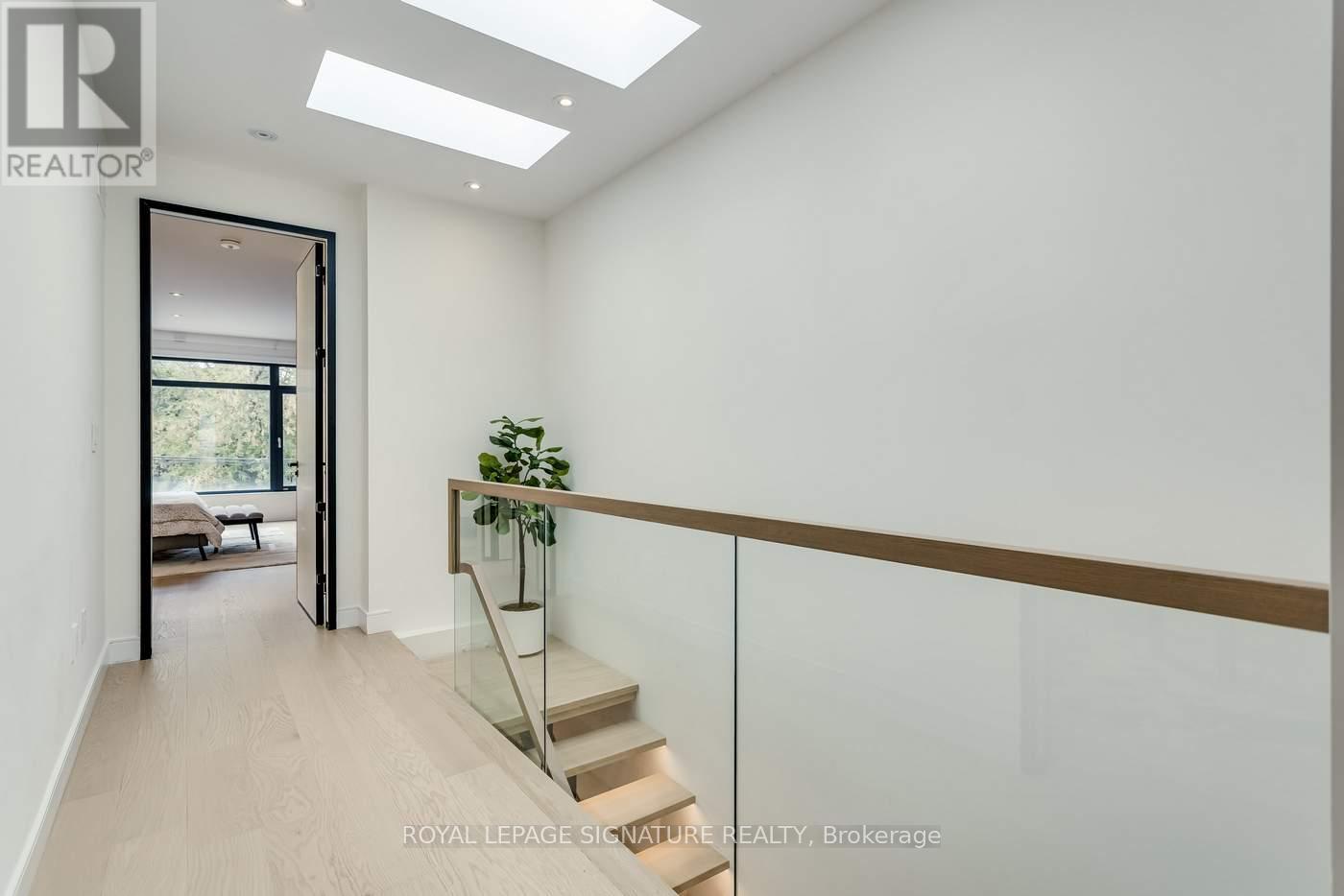 511 Woburn Avenue, Toronto, Ontario  M5M 1L8 - Photo 24 - C13850562