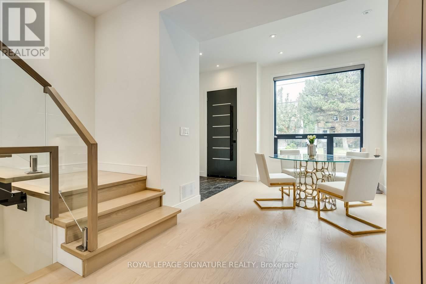 511 Woburn Avenue, Toronto, Ontario  M5M 1L8 - Photo 6 - C13850562