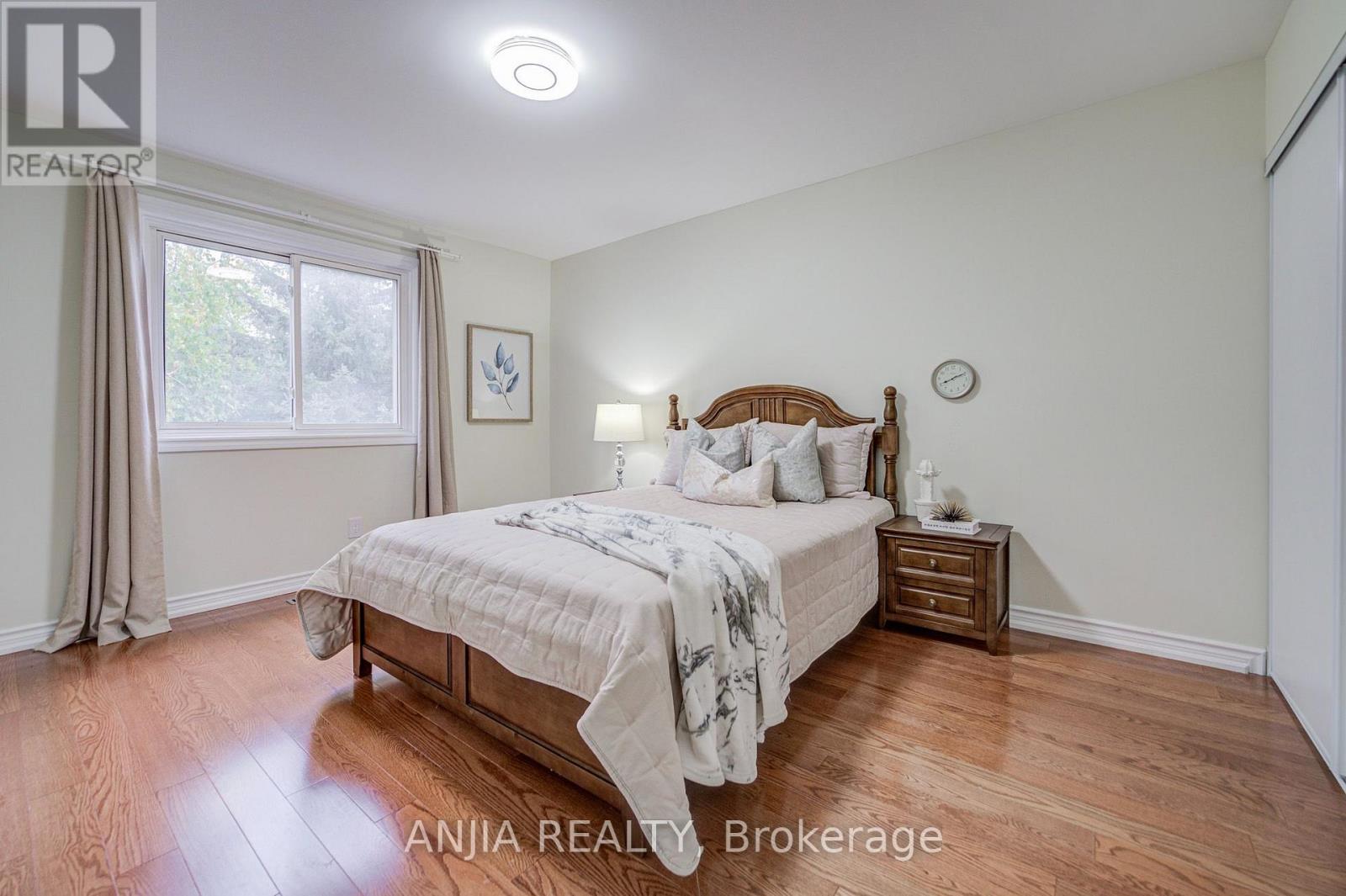 3 Mossbrook Crescent, Toronto, Ontario  M1W 2W8 - Photo 32 - E13850566