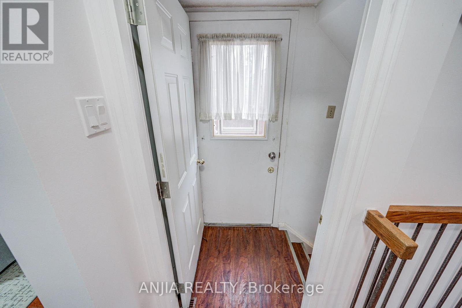 3 Mossbrook Crescent, Toronto, Ontario  M1W 2W8 - Photo 38 - E13850566