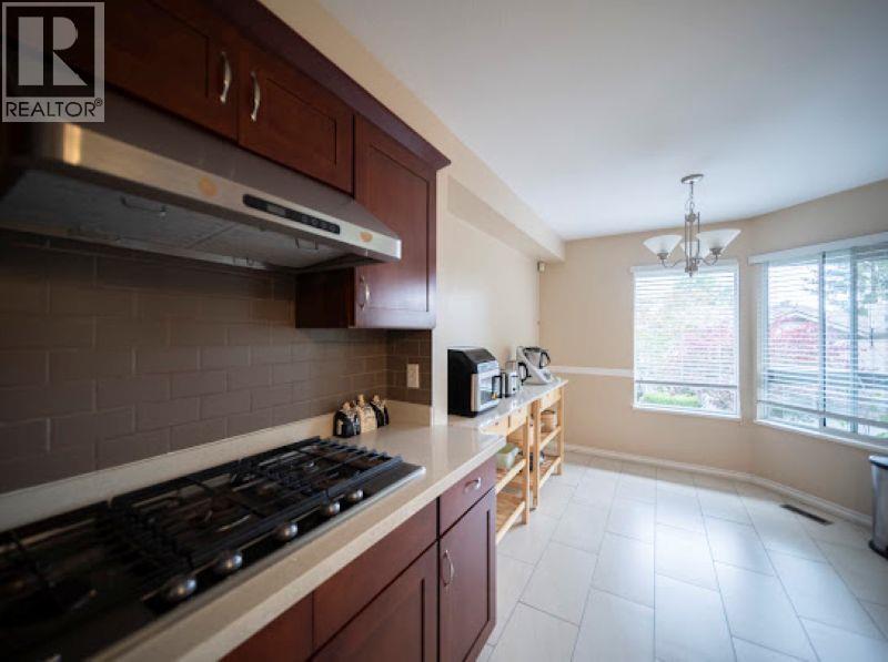 103 2880 PANORAMA DRIVE