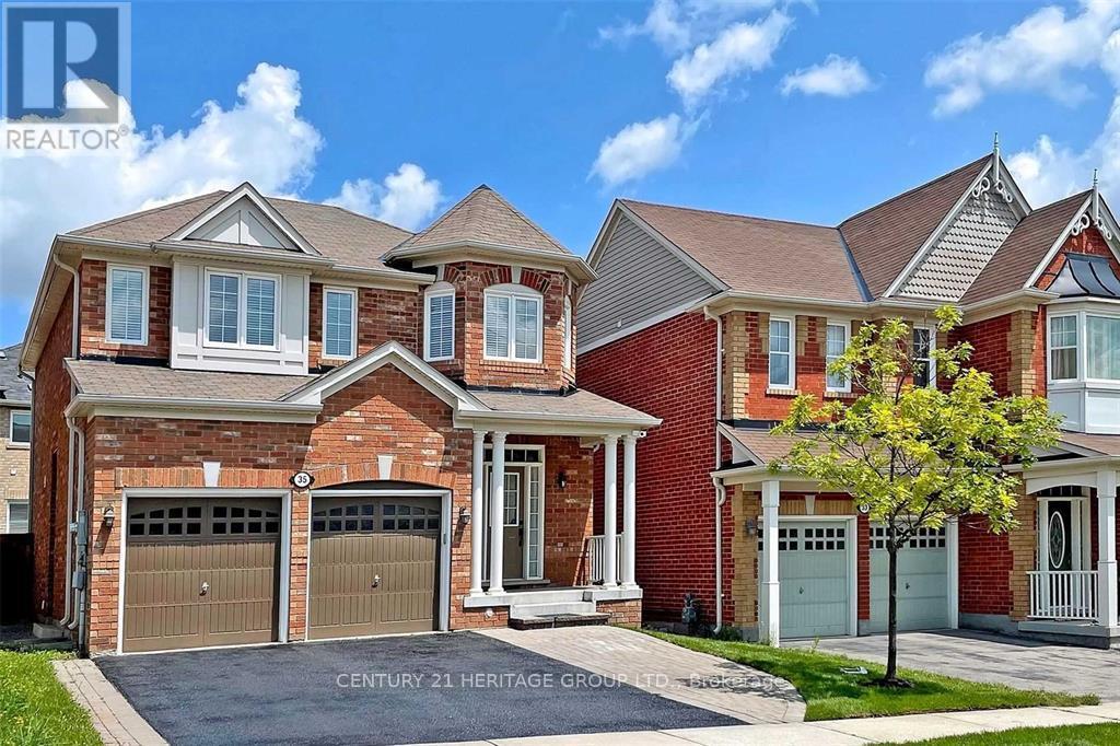 35 Cliff Gunn Road, Newmarket, Ontario  L3X 3J8 - Photo 2 - N13850482