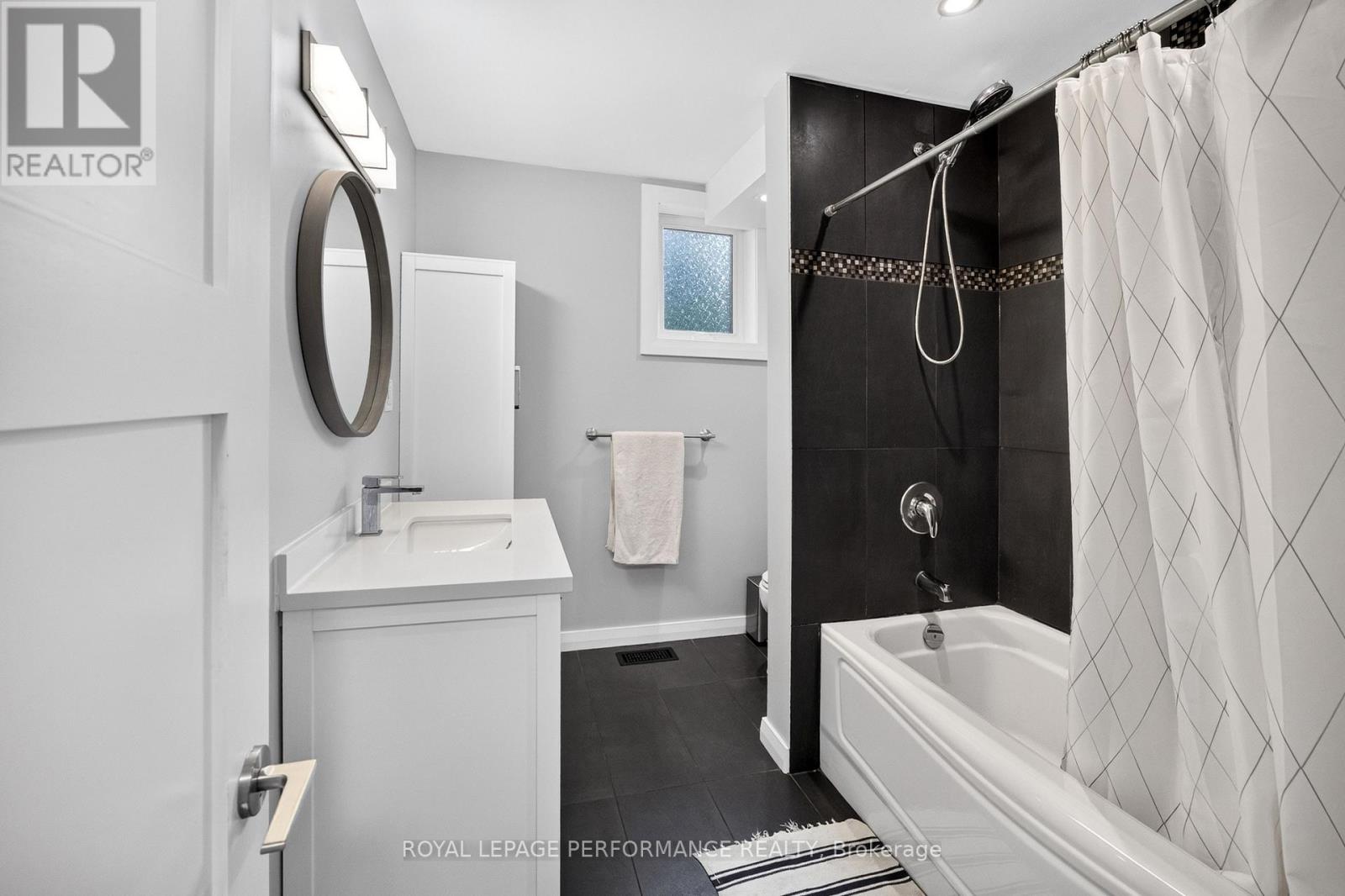 28 Burnbank Street, Ottawa, Ontario  K2G 0H4 - Photo 19 - X13848832