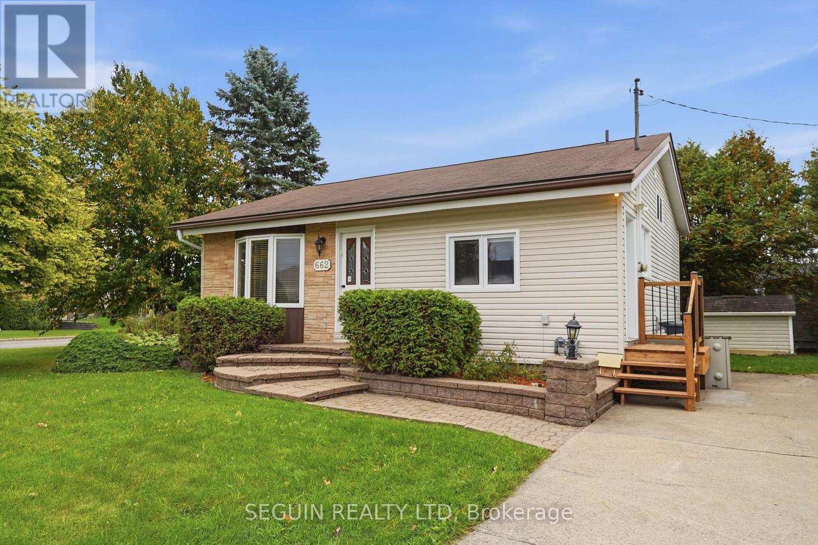 662 Rejane Crescent, Hawkesbury, Ontario  K6A 2K6 - Photo 4 - X13850442