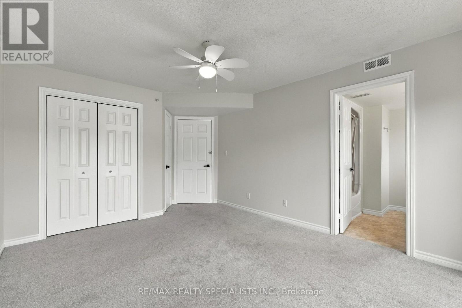 402 - 1470 Bishops Gate, Oakville, Ontario  L6M 4N2 - Photo 15 - W13850432