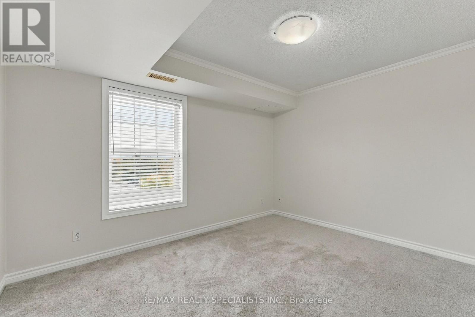 402 - 1470 Bishops Gate, Oakville, Ontario  L6M 4N2 - Photo 19 - W13850432