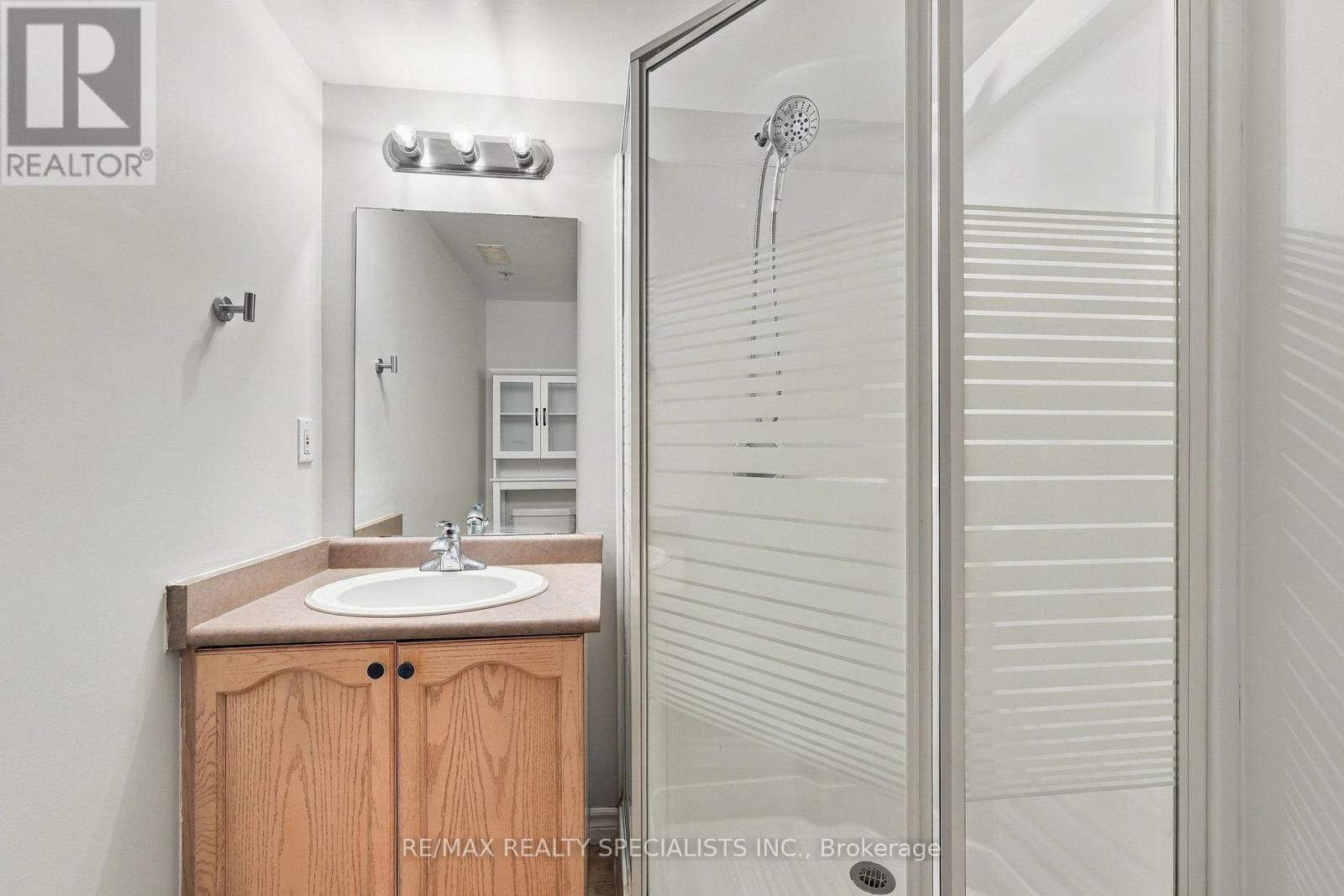 402 - 1470 Bishops Gate, Oakville, Ontario  L6M 4N2 - Photo 23 - W13850432