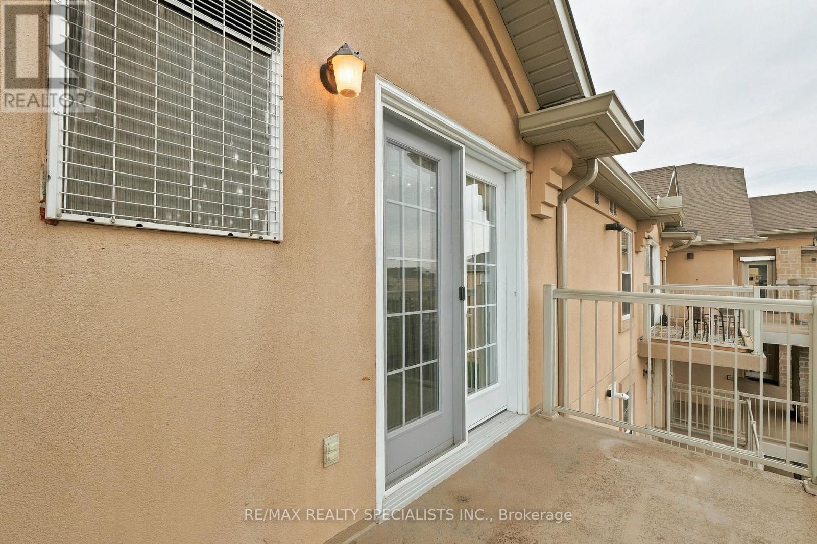 402 - 1470 Bishops Gate, Oakville, Ontario  L6M 4N2 - Photo 28 - W13850432