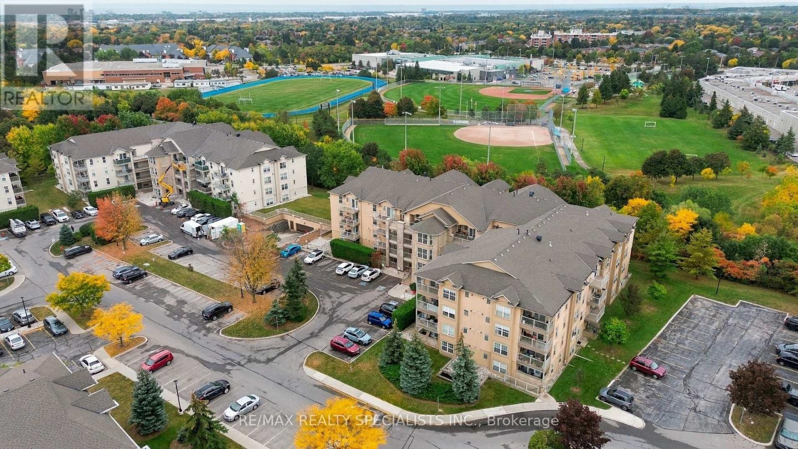 402 - 1470 Bishops Gate, Oakville, Ontario  L6M 4N2 - Photo 30 - W13850432