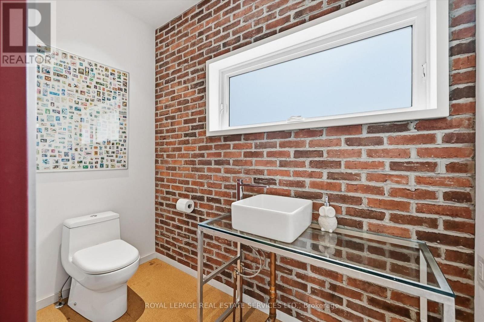1318 Odessa Crescent, Oakville, Ontario  L6H 1R8 - Photo 17 - W13850434