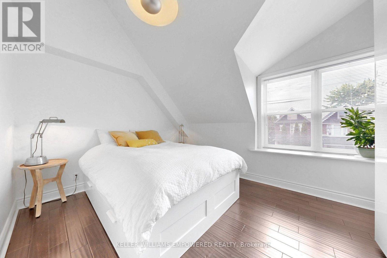 274 Wallace Avenue, Toronto, Ontario  M6P 3M9 - Photo 18 - W13850496