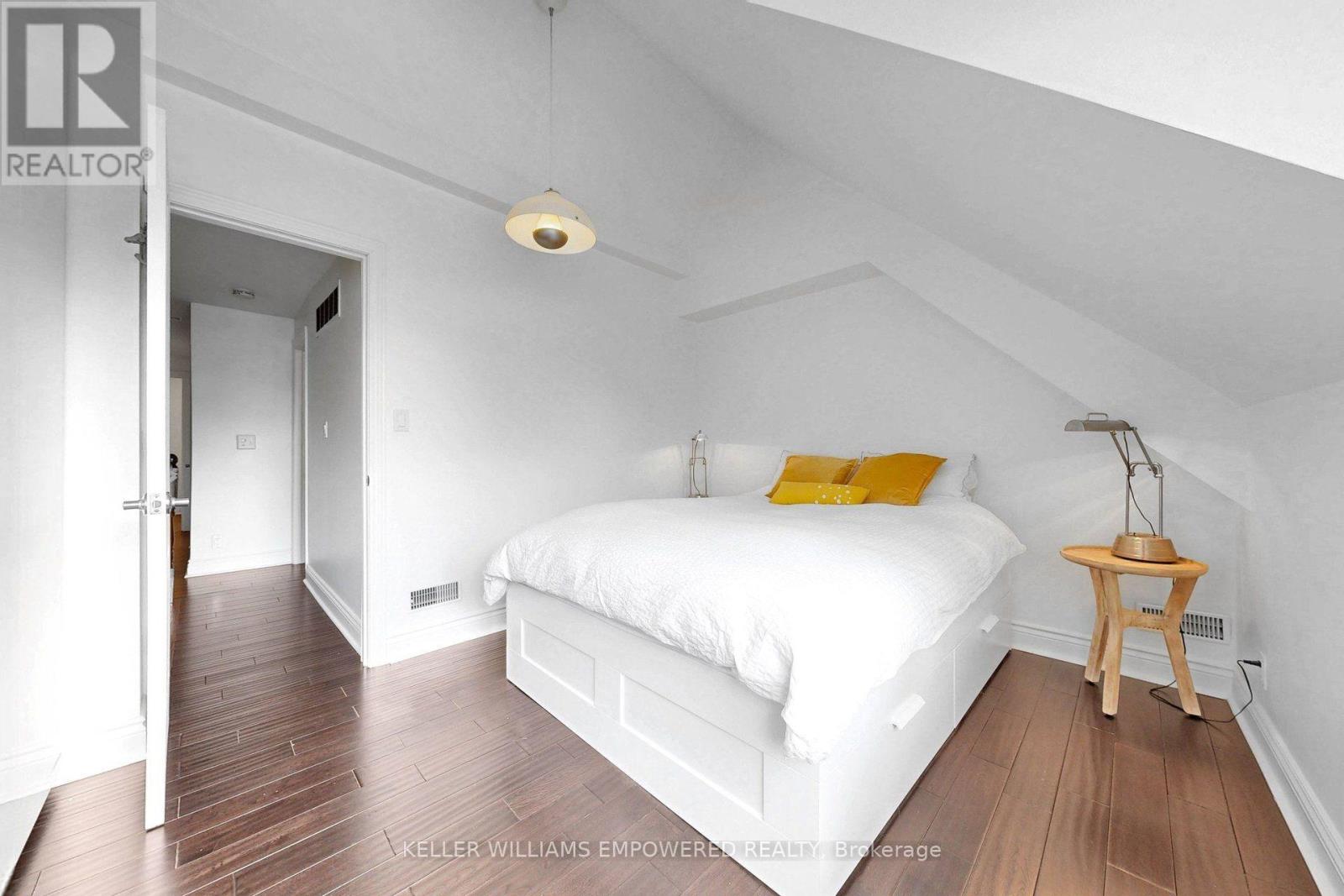 274 Wallace Avenue, Toronto, Ontario  M6P 3M9 - Photo 19 - W13850496
