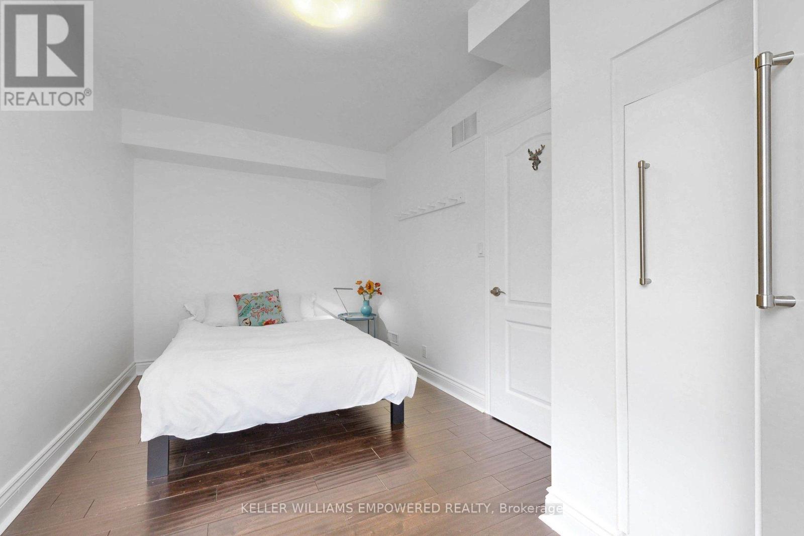 274 Wallace Avenue, Toronto, Ontario  M6P 3M9 - Photo 23 - W13850496