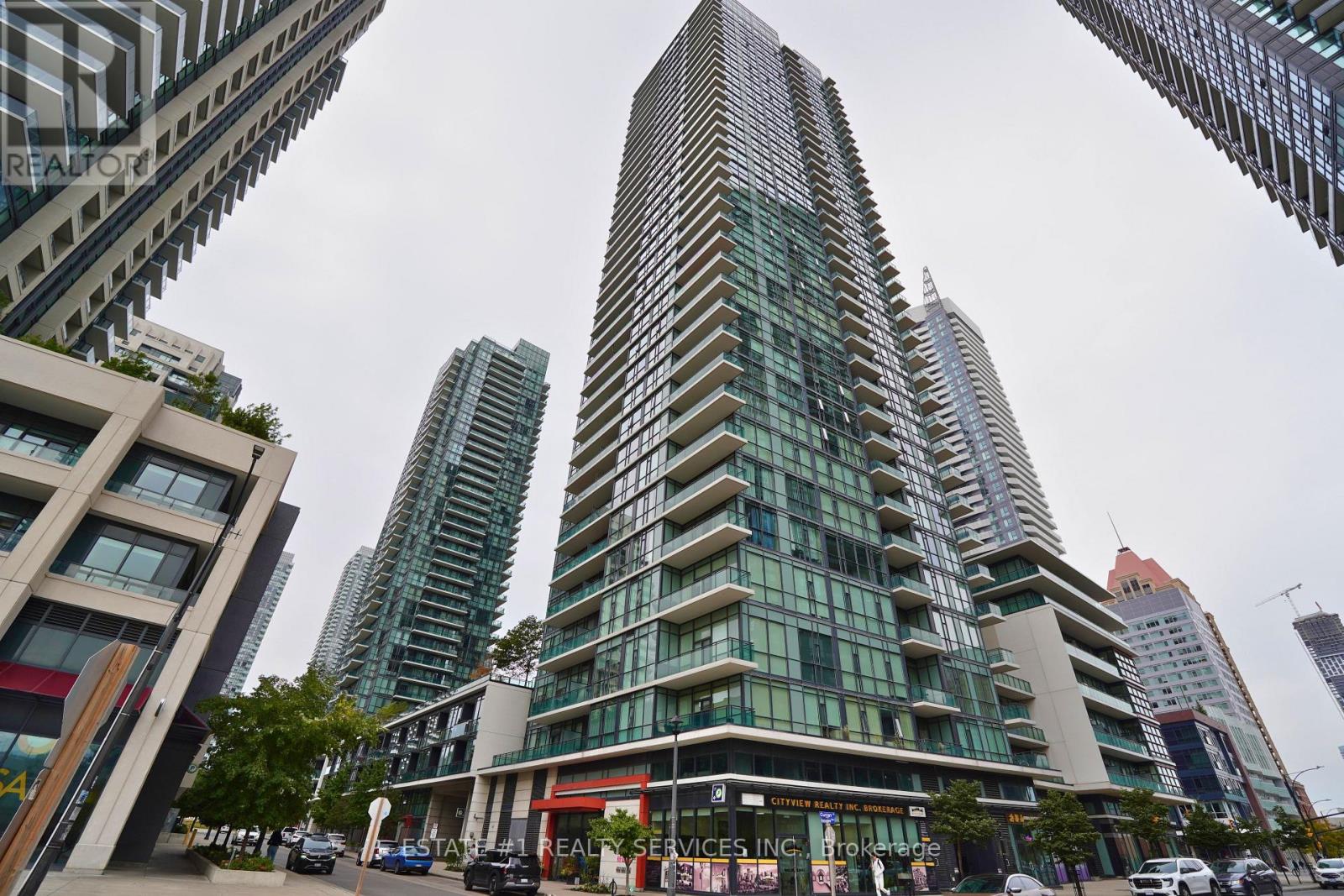 Lph2 - 4065 Brickstone Mews, Mississauga, Ontario  L5B 0G3 - Photo 1 - W13850510