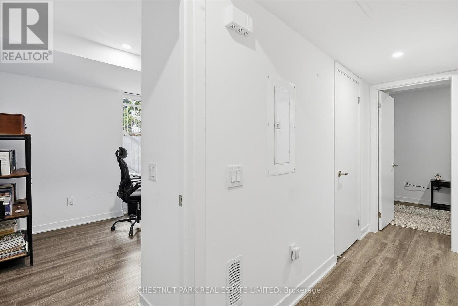 Th12 - 20 Ed Clark Gardens, Toronto, Ontario  M6N 0B5 - Photo 19 - W13850544