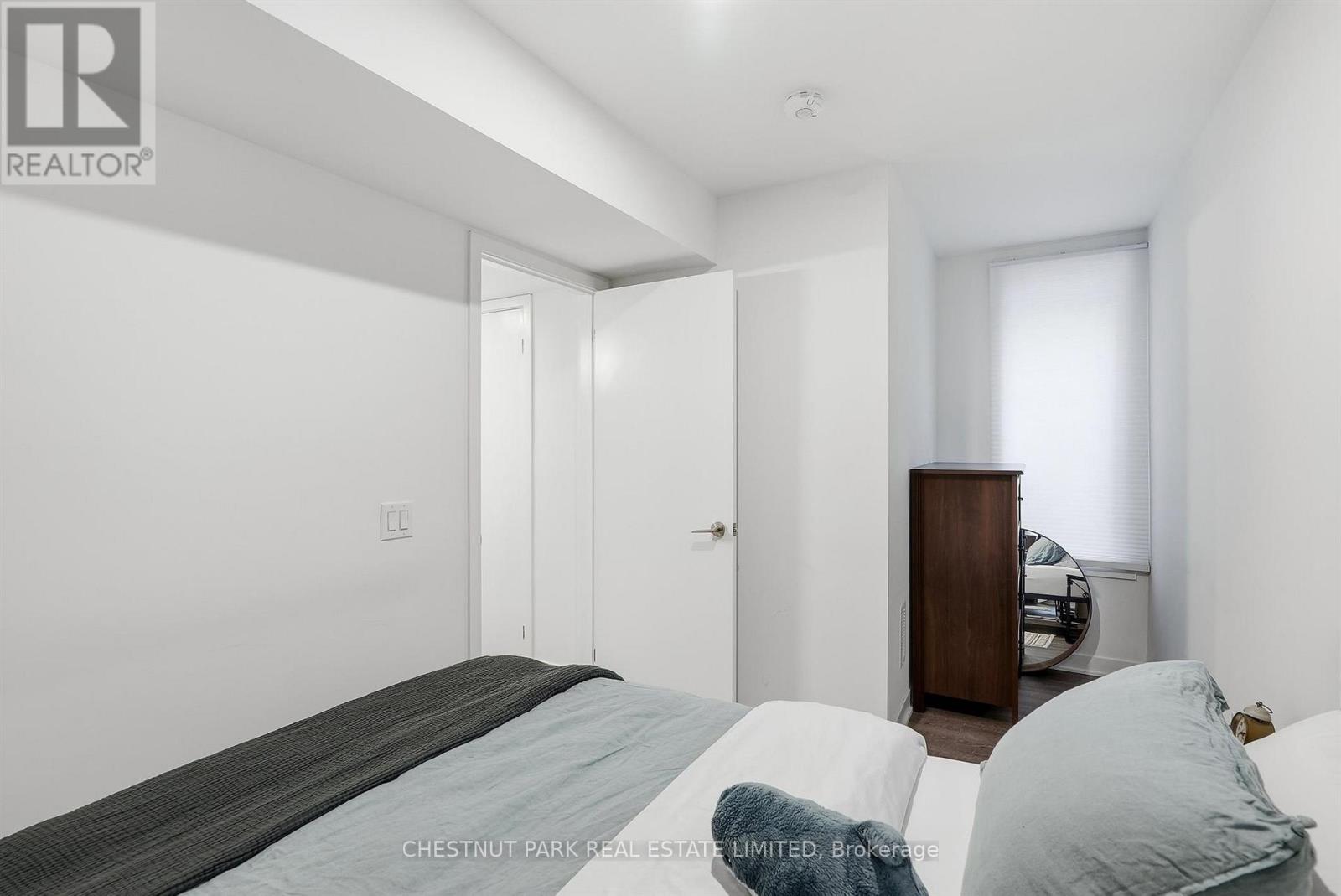 Th12 - 20 Ed Clark Gardens, Toronto, Ontario  M6N 0B5 - Photo 23 - W13850544
