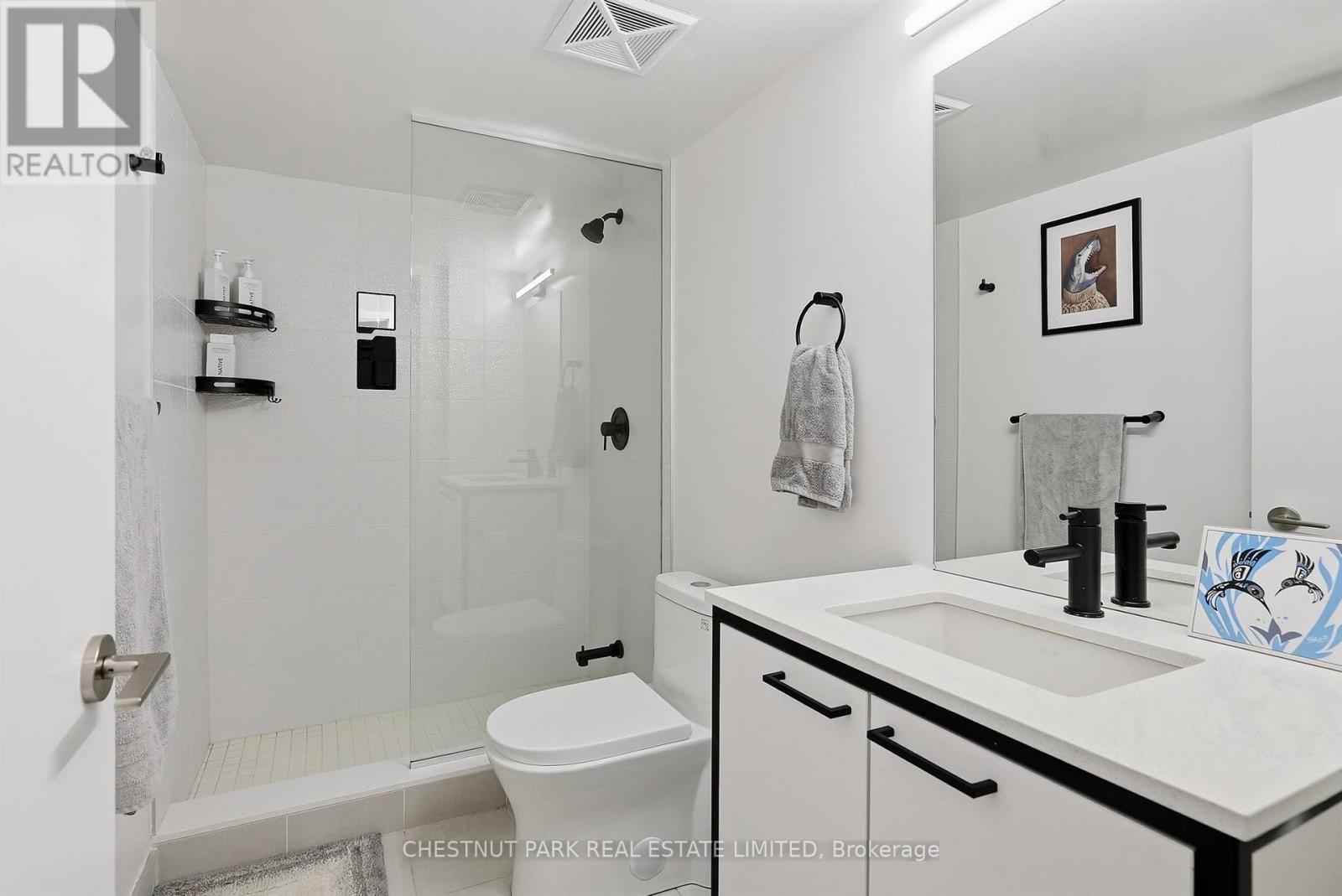 Th12 - 20 Ed Clark Gardens, Toronto, Ontario  M6N 0B5 - Photo 27 - W13850544