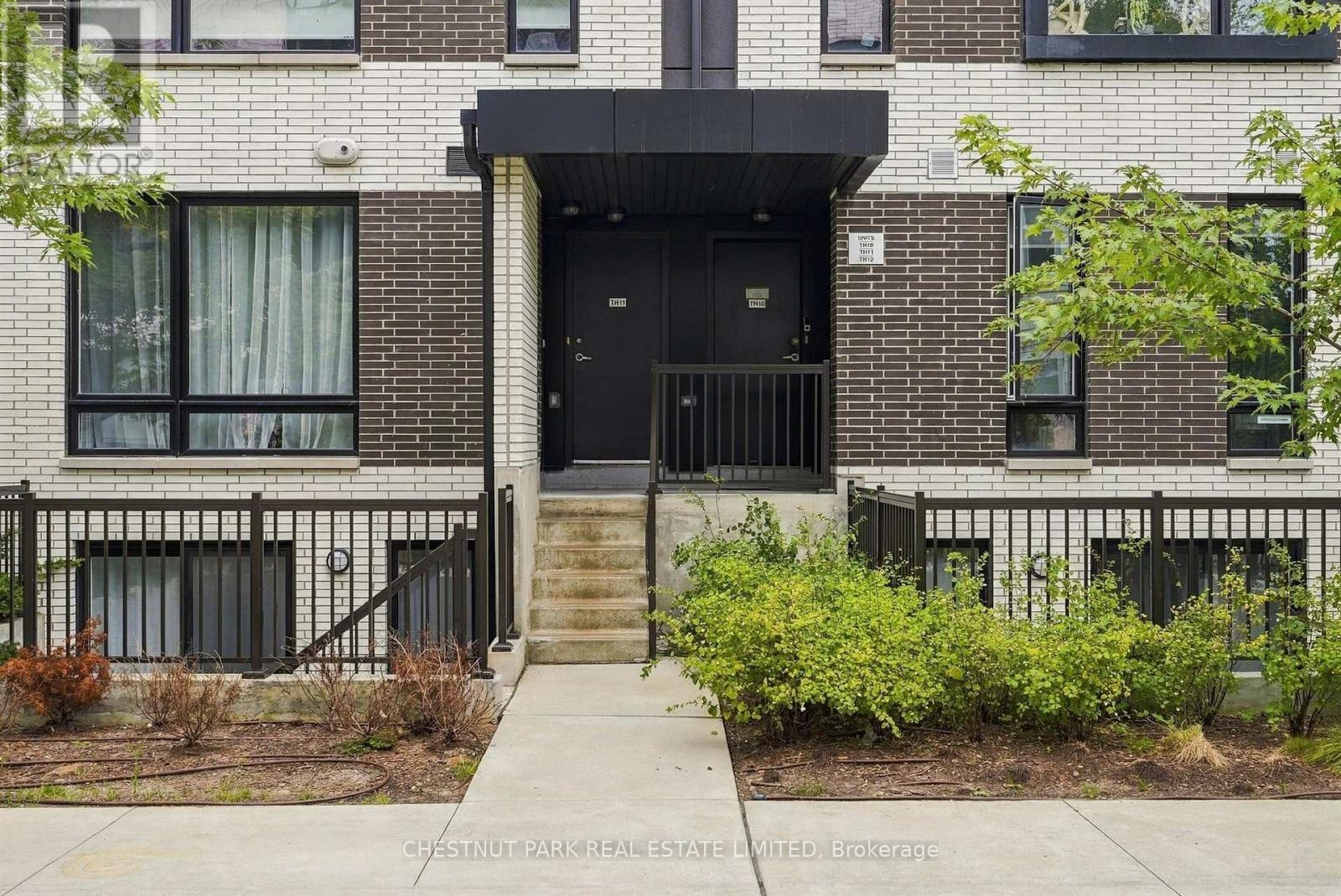Th12 - 20 Ed Clark Gardens, Toronto, Ontario  M6N 0B5 - Photo 36 - W13850544