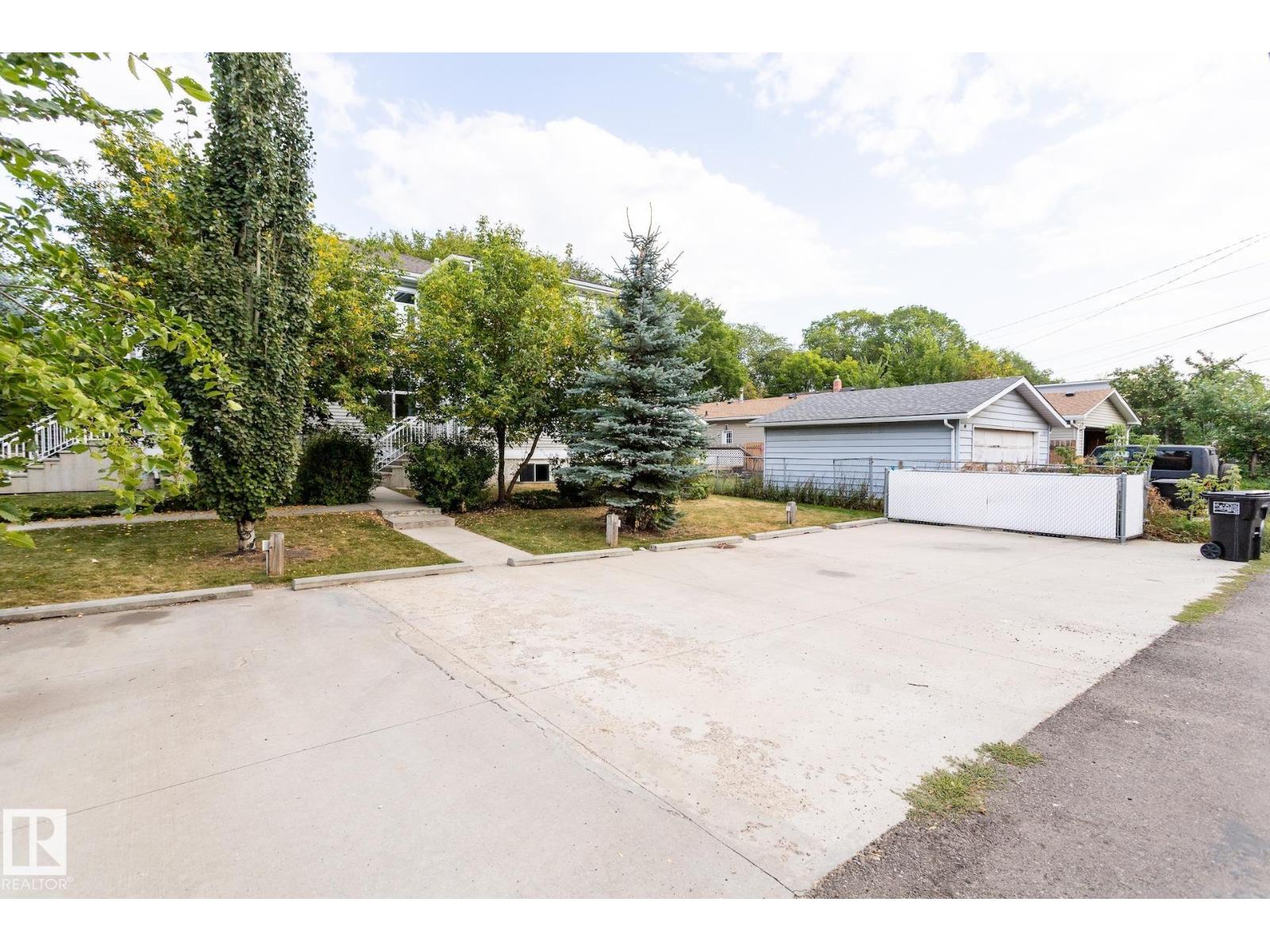 #BSMT 12038 62 ST NW NW