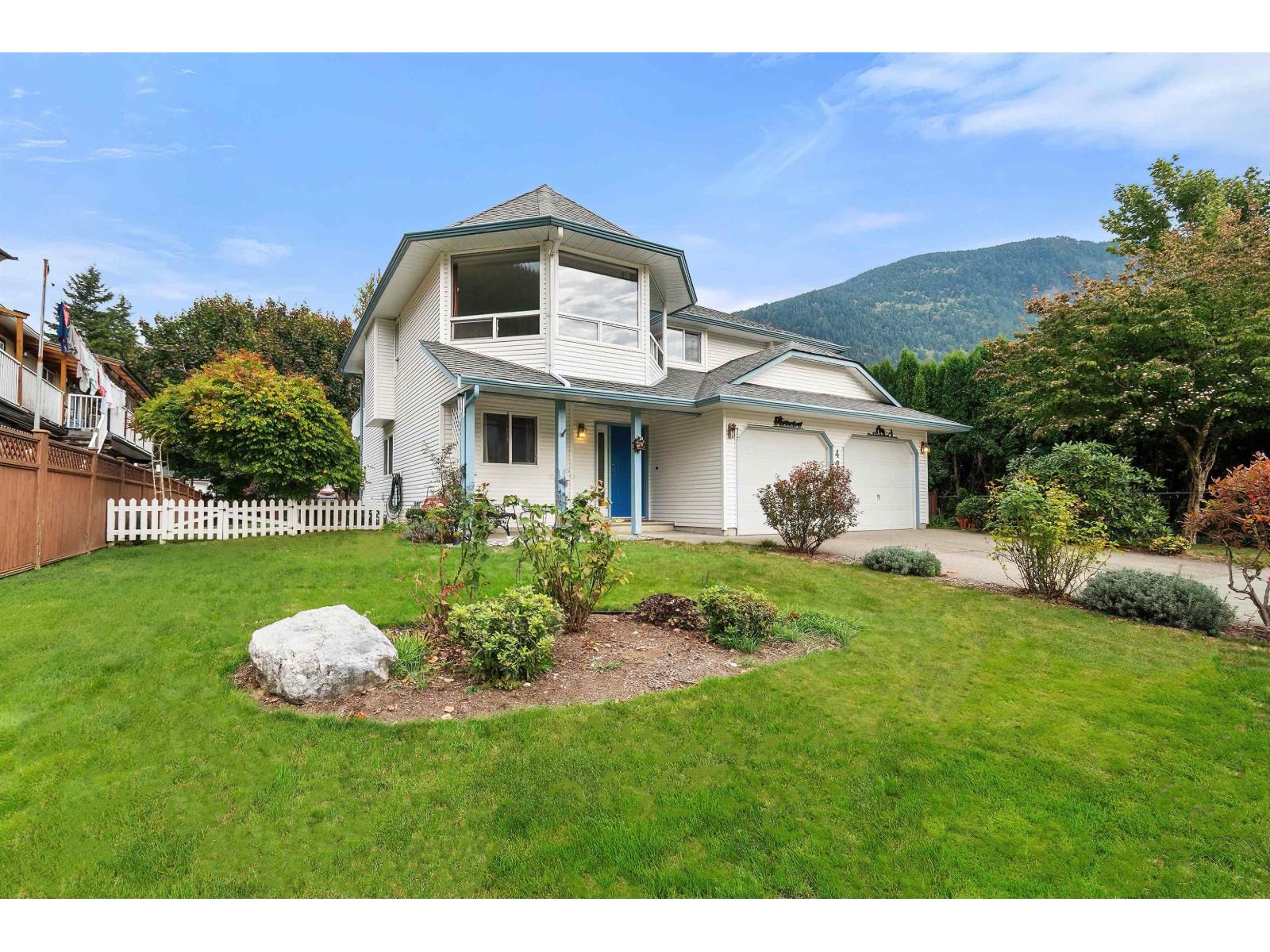 425 HADWAY DRIVE|Harrison Hot Springs