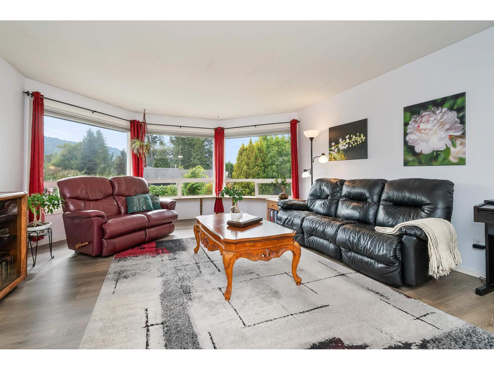 425 HADWAY DRIVE|Harrison Hot Springs