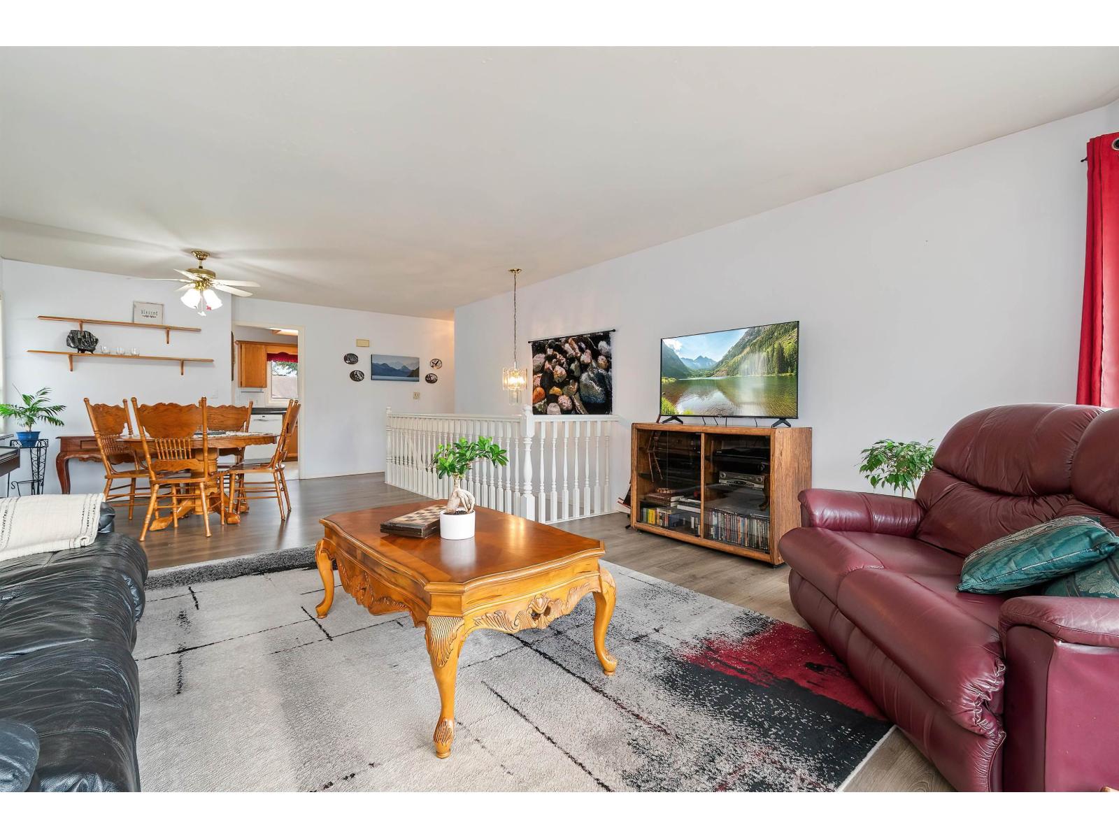 425 HADWAY DRIVE|Harrison Hot Springs