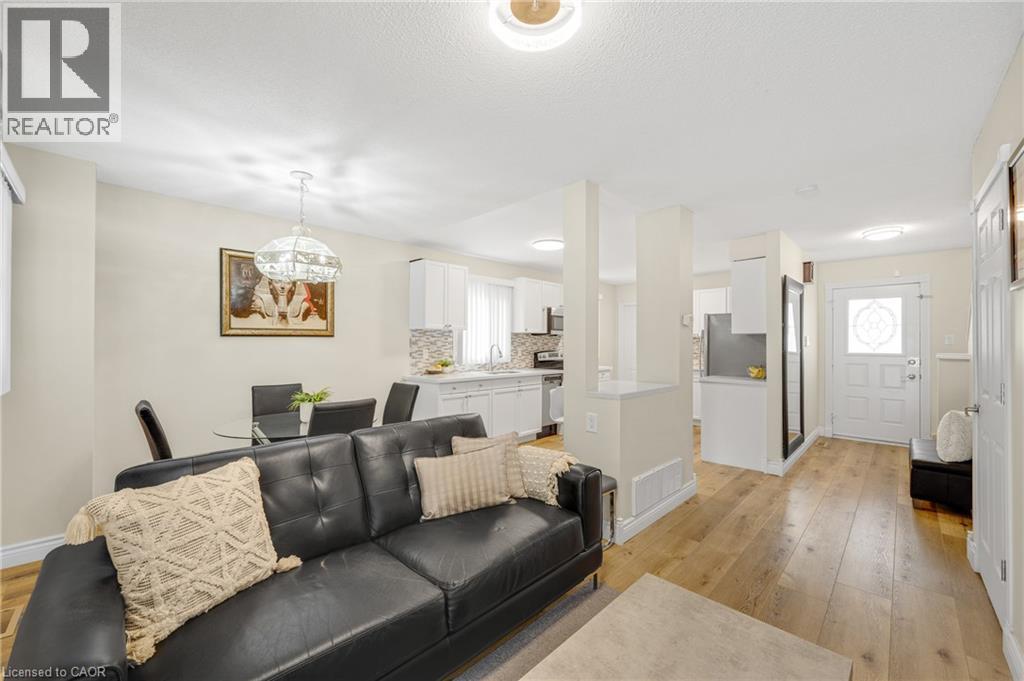 166 Martindale Crescent, Brampton, Ontario  L6X 2V2 - Photo 9 - 40868005