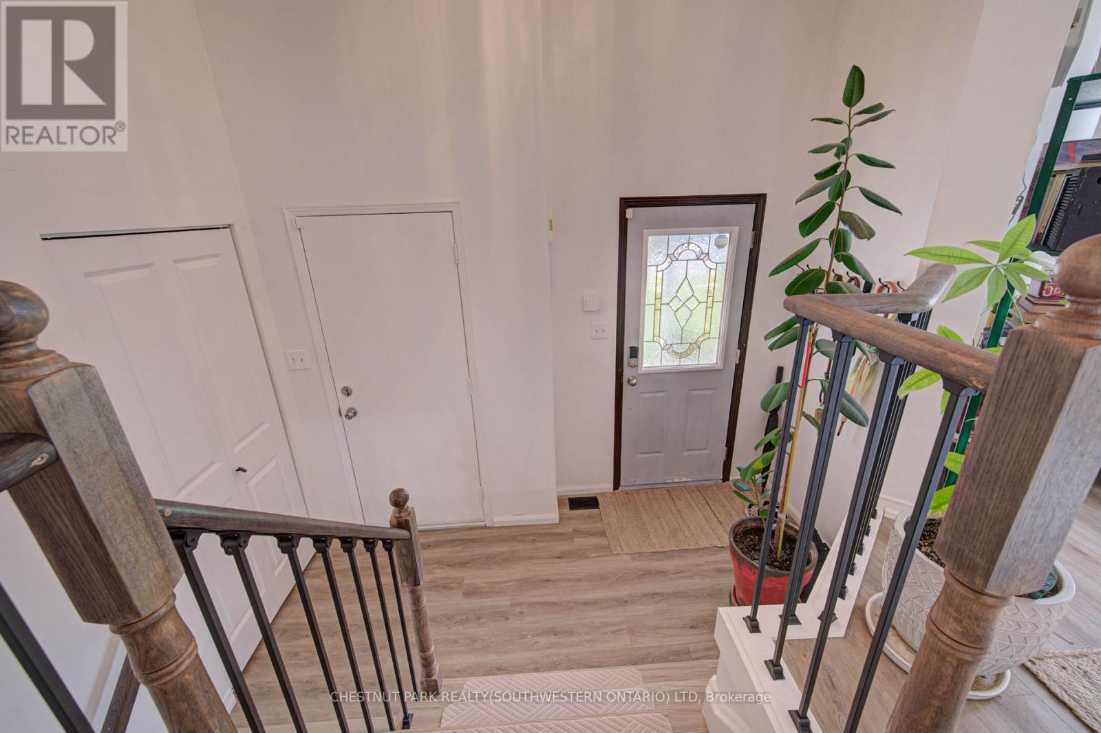 317 Christopher Drive, Cambridge, Ontario  N1P 1C6 - Photo 4 - X13850446