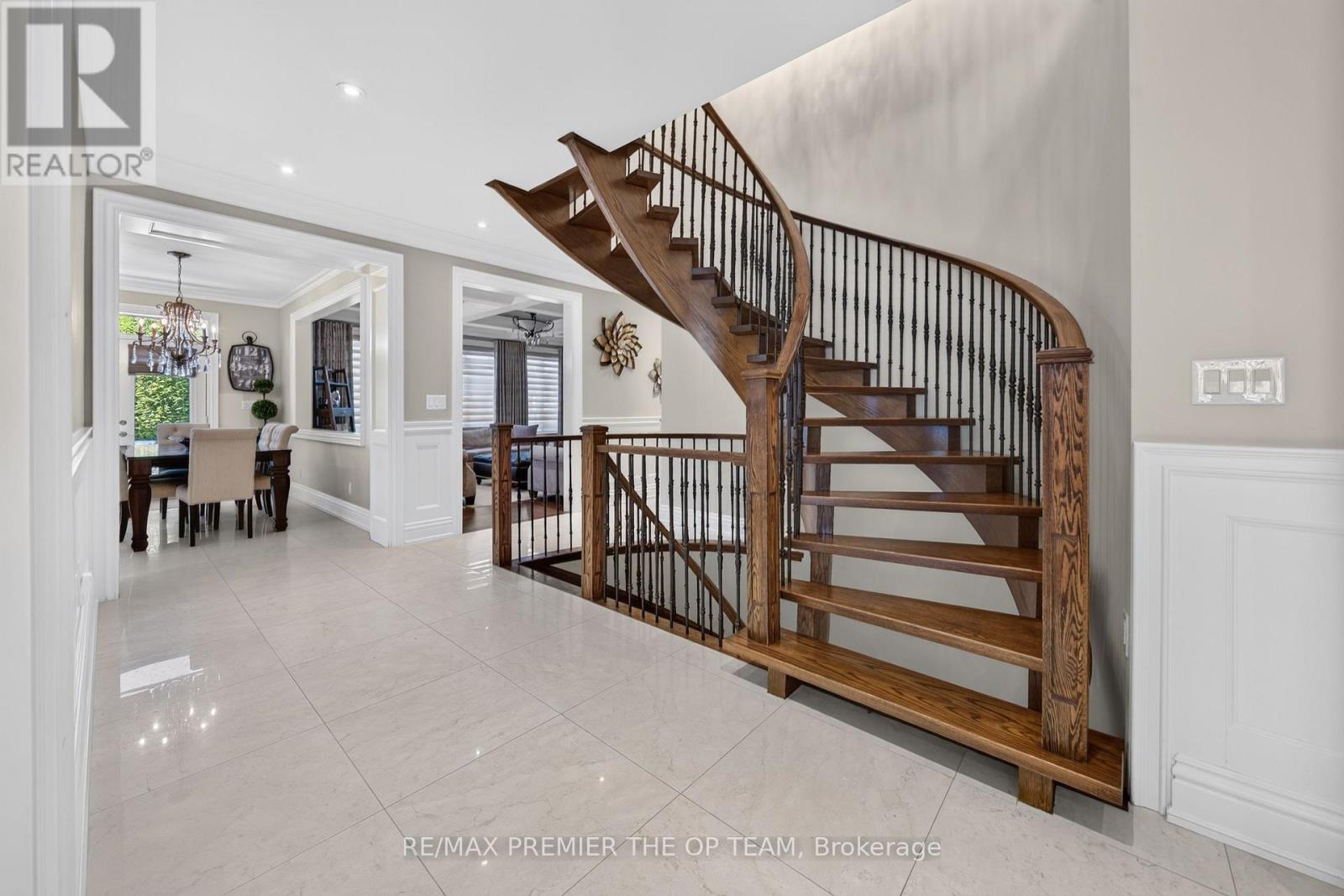 38 Gentle Fox Drive, Caledon, Ontario  L7C 3S5 - Photo 7 - W13841560
