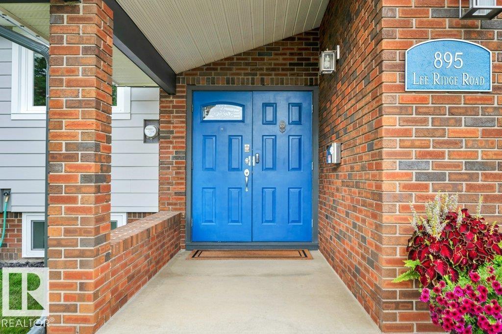 895 Lee Ridge RD NW