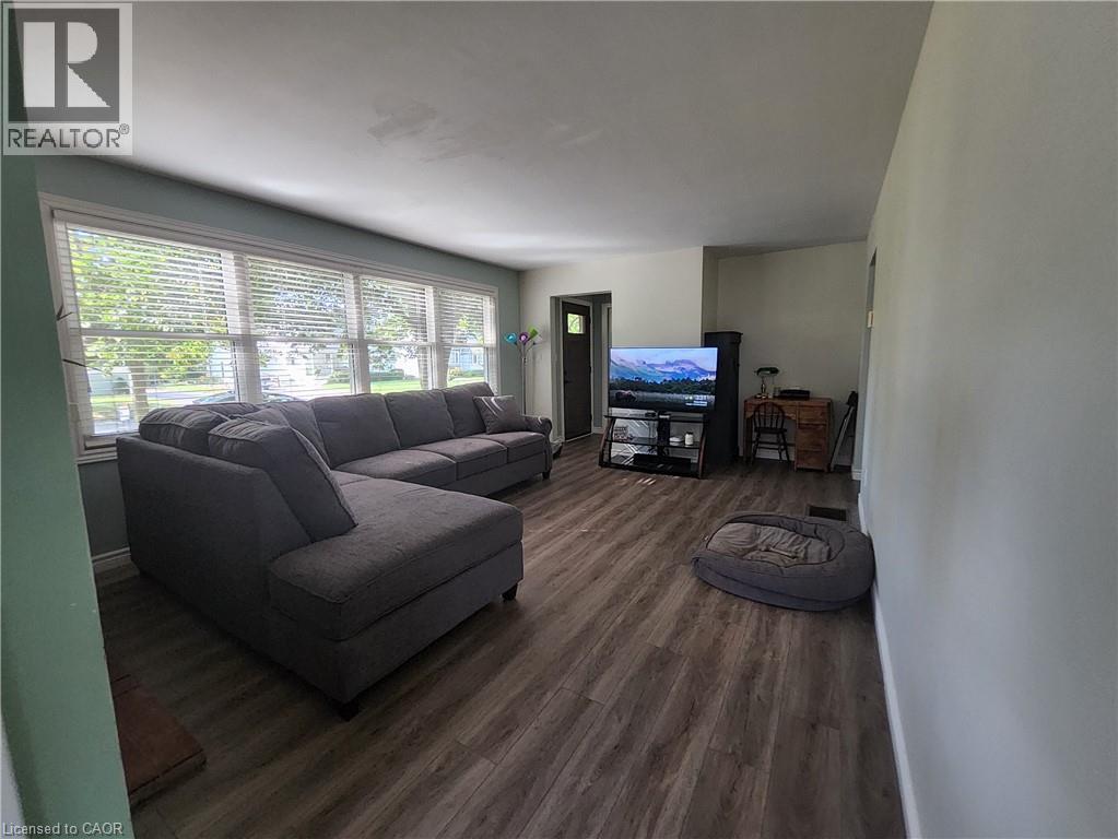 33 Lee Avenue, Simcoe, Ontario  N3Y 3K3 - Photo 8 - 40864780
