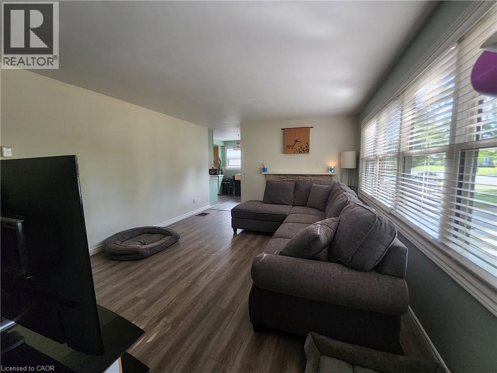 33 Lee Avenue, Simcoe, Ontario  N3Y 3K3 - Photo 9 - 40864780