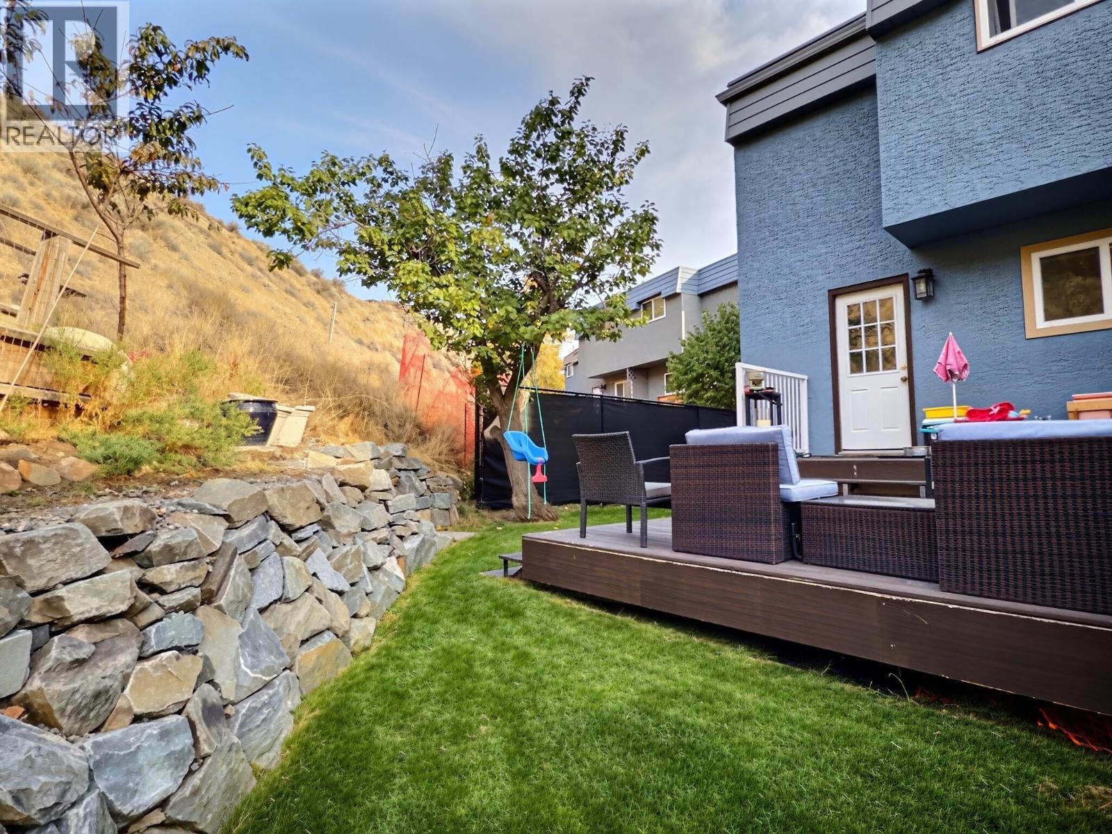 871 Mcqueen Drive, Kamloops, British Columbia  V2B 7X8 - Photo 3 - 10402348