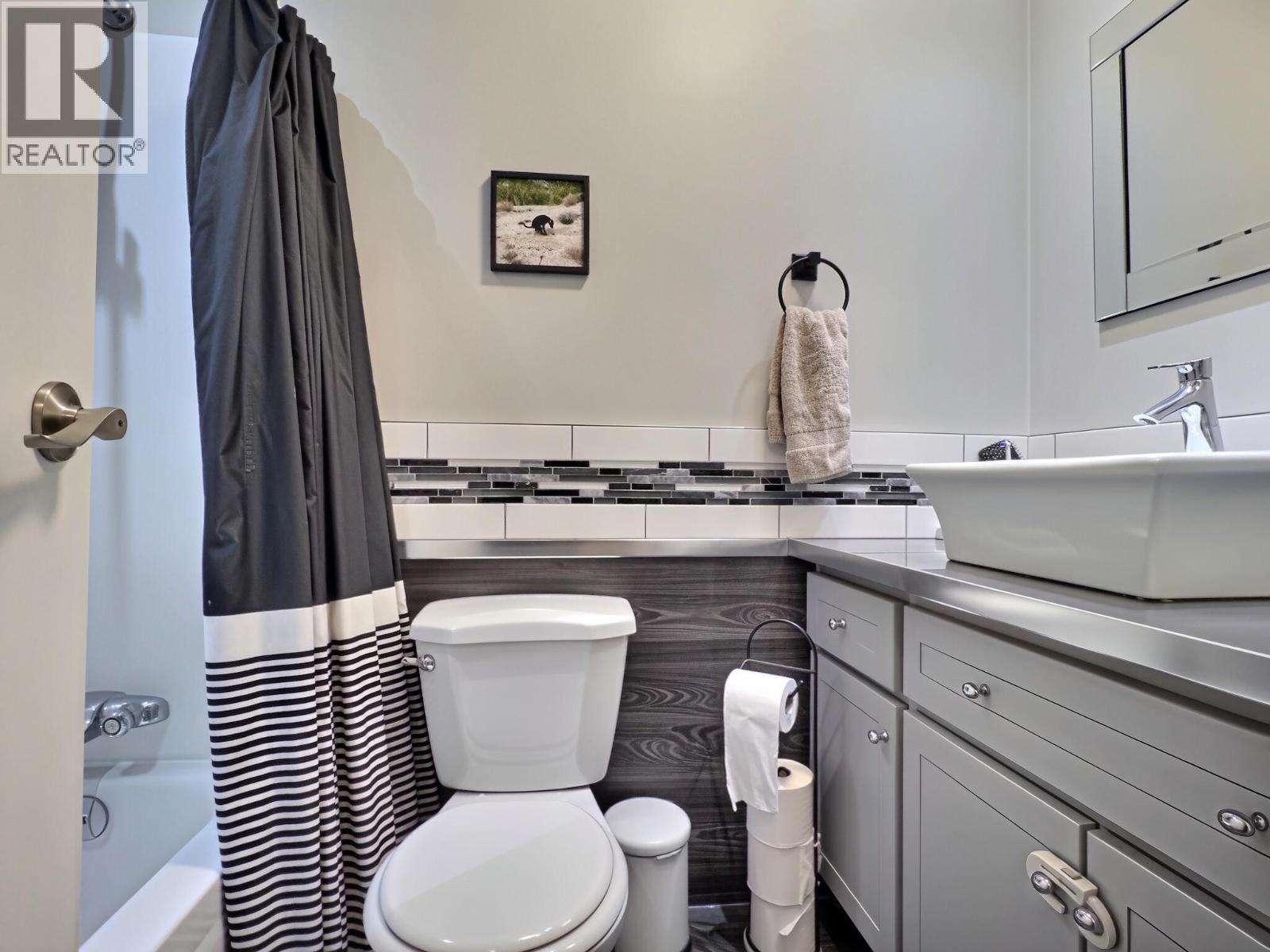 871 Mcqueen Drive, Kamloops, British Columbia  V2B 7X8 - Photo 10 - 10402348