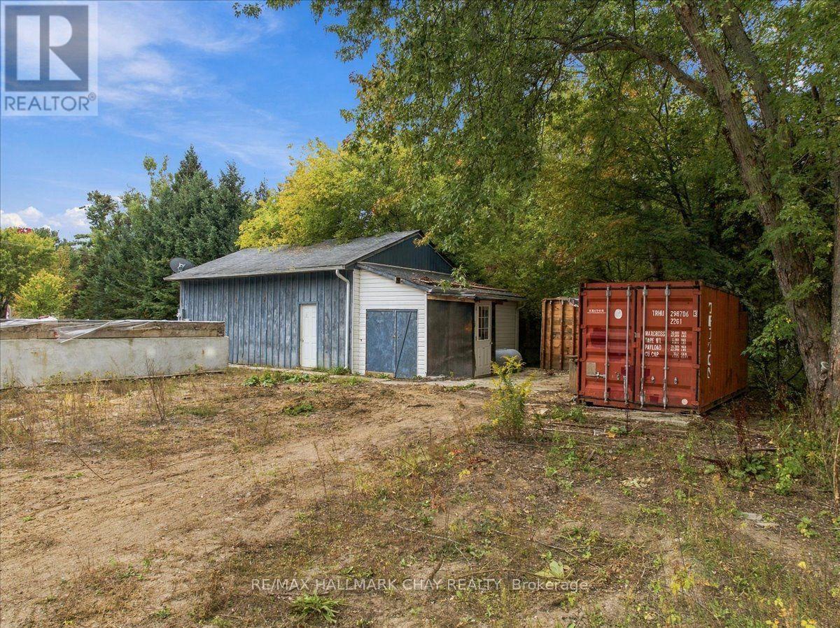 8240 Main Street, Adjala-Tosorontio, Ontario  L0M 1M0 - Photo 9 - N13549000