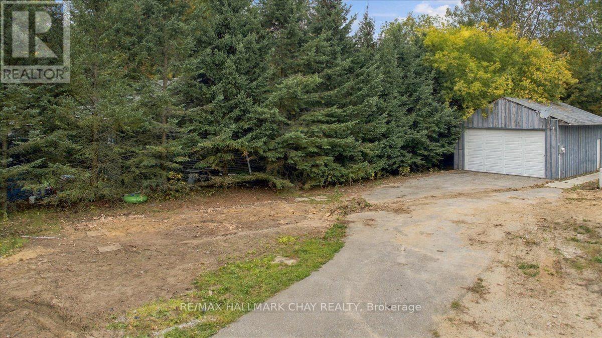 8240 Main Street, Adjala-Tosorontio, Ontario  L0M 1M0 - Photo 5 - N13549000